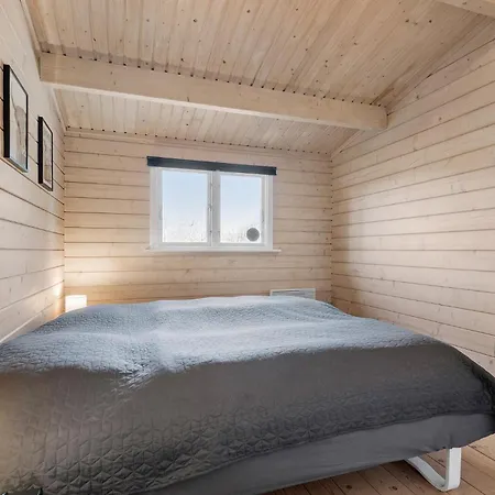 3 Bedroom Cozy In